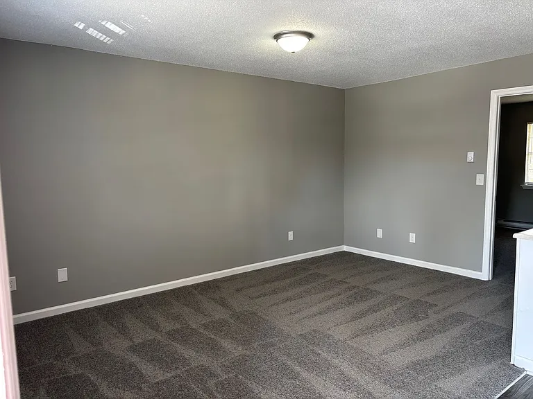 235 E Dameron Ave #X — Photo 16