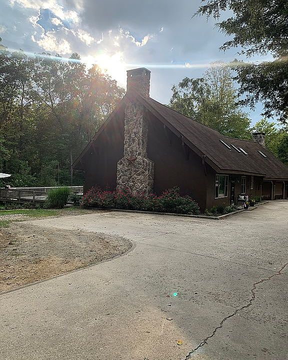 1st image of 90 S Beechgrove Rd