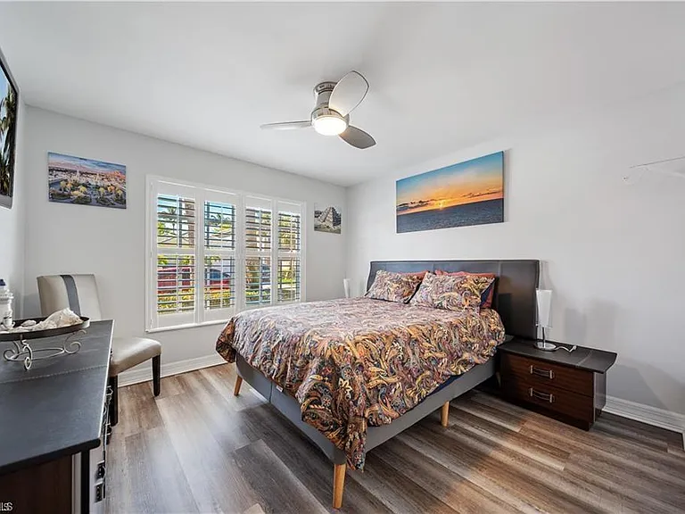 1638 Triangle Palm Ter — Photo 10