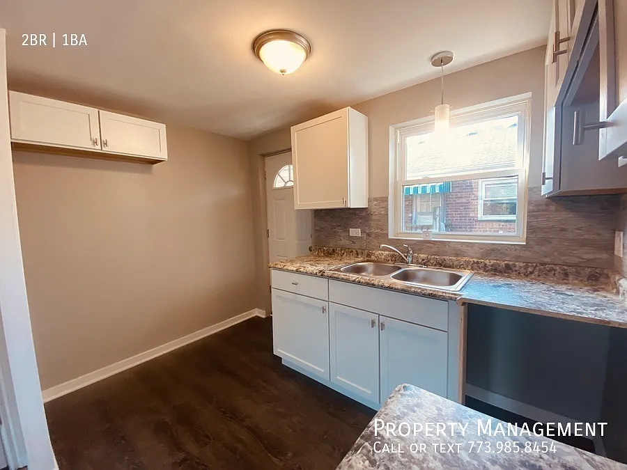 2 bed, 1.0 bath, $1,199 — Photo 3
