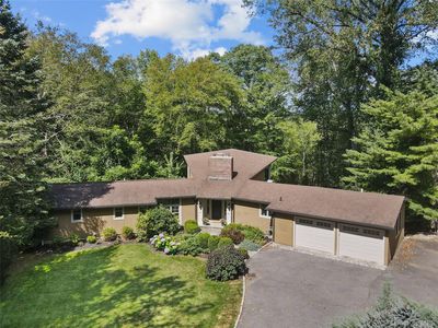4 Yale Place, Armonk, NY, 10504