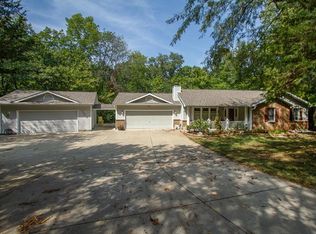 217 Timber Ridge Ct, Troy, MO 63379