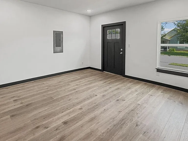 3603 McDougal St — Photo 7