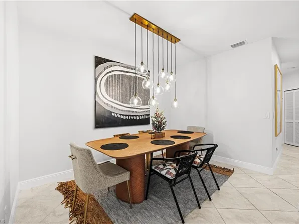 3780 Fieldstone BLVD #301, NAPLES, FL 34109