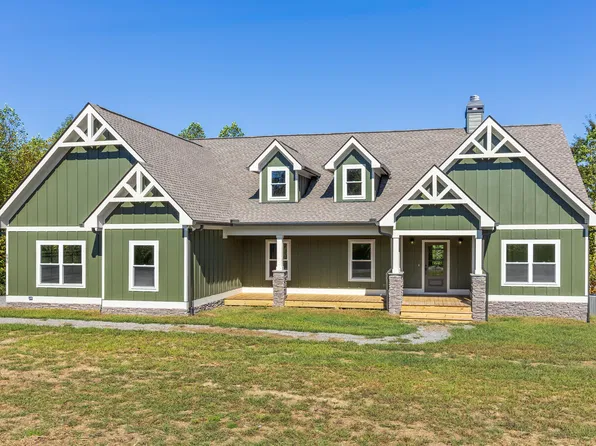 690 Preservation Dr, South Pittsburg, TN 37380