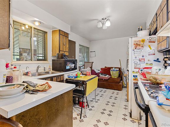 5th image of 1259 Dearborn Street
