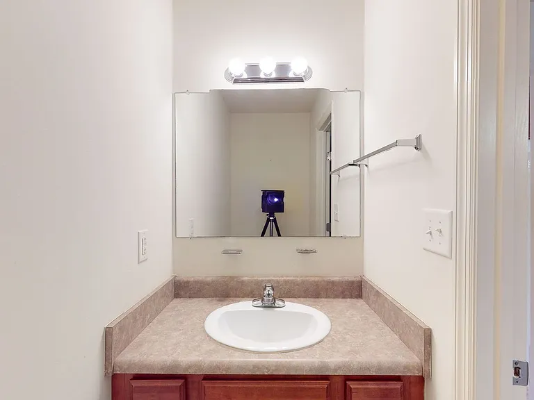 252 Smallwood Rd — Photo 9