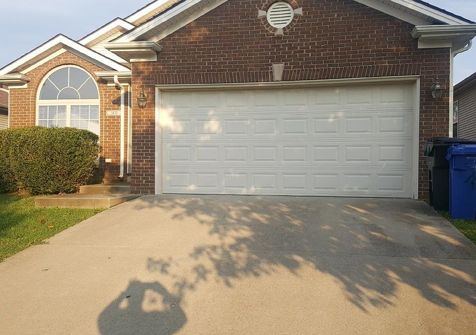 1st image of 160 Blue Heron Pl