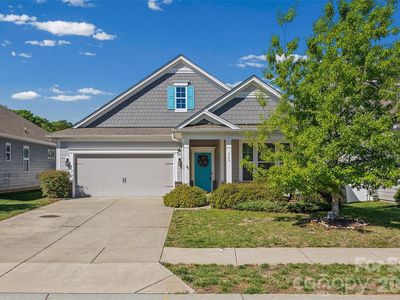 269 Robinwood Ln, Lake Wylie, SC, 29710