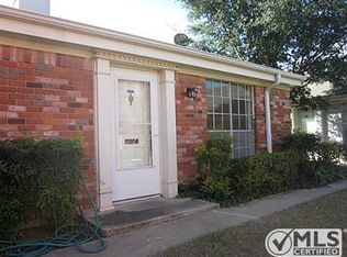 1041 Roaring Springs Rd, Fort Worth, TX 76114