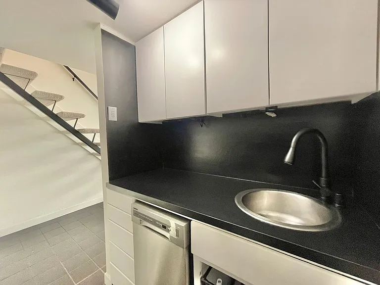 1000 Union St #311 — Photo 10