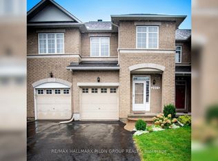 2077 Bergamot Cir, Ottawa, ON K4A4R3
