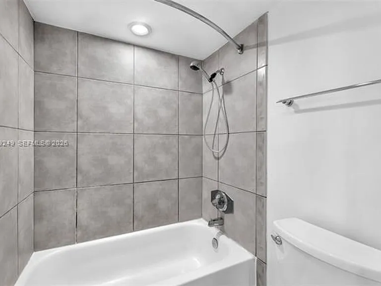 777 NE 62nd St #C508 — Photo 21