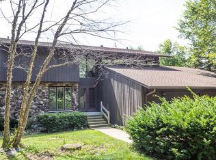 28265 N Lakeview Cir, McHenry, IL