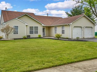 21 Silverbrooke Cir, Howell, NJ 07731