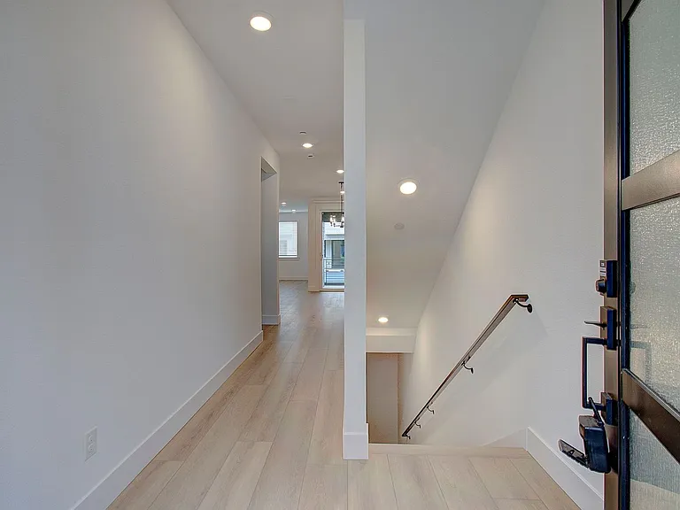 6487 NW Olympic Ln #27 — Photo 11