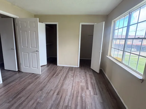 176 Goodson Dr #1, Houston, TX 77060