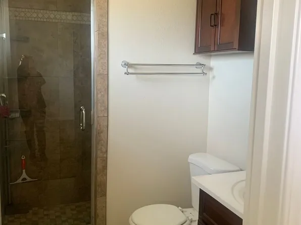 65 W Spring Ln, Lemoore, CA 93245