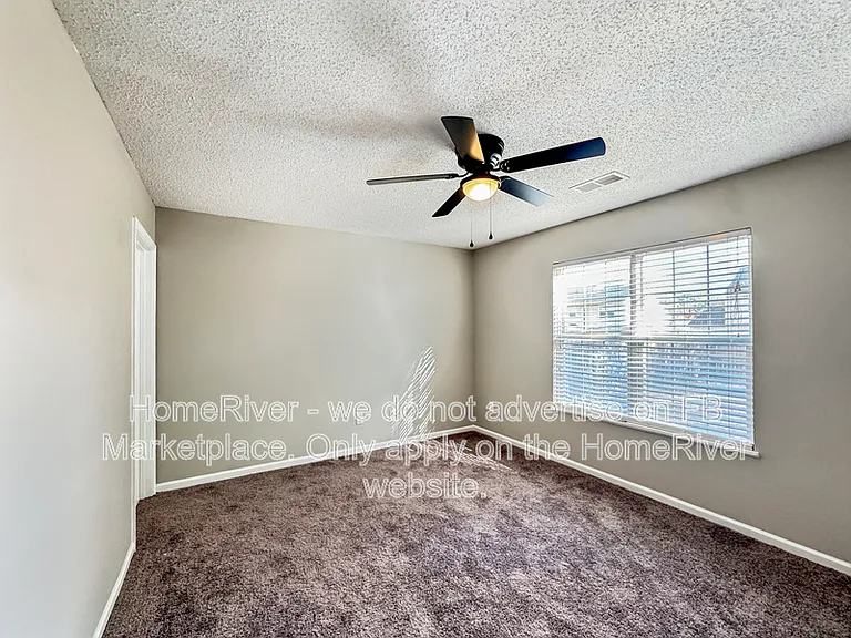 733 Elderberry Ln — Photo 7