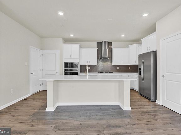 6th image of this home