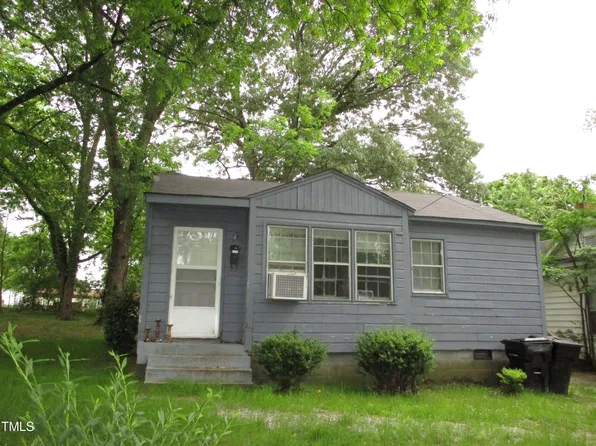 514 Robertson St, Burlington, NC 27217