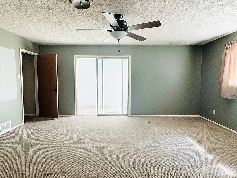 3219 Tanglewood Dr — Photo 10