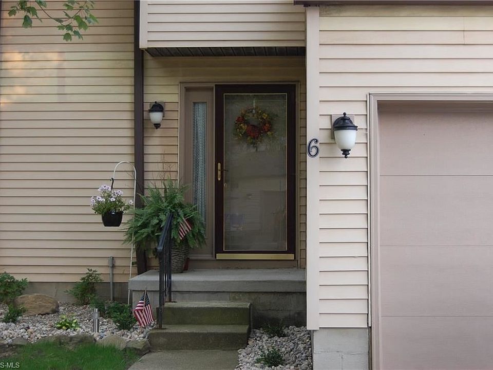 1st image of 6 Greenwood Dr