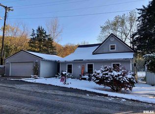 1075 Teton Rd, Colchester, IL 62326