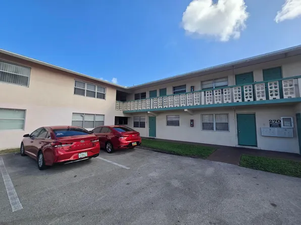 270 NE 40th Street NE #26, Oakland Park, FL 33334