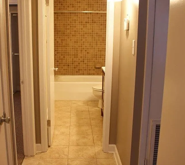 1300 Cardinal Dr #A — Photo 11