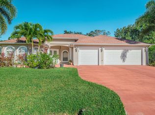 445 SW Dalton Cir, Port Saint Lucie, FL 34953