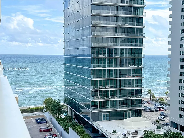 1980 S Ocean Dr #11N — Photo 1