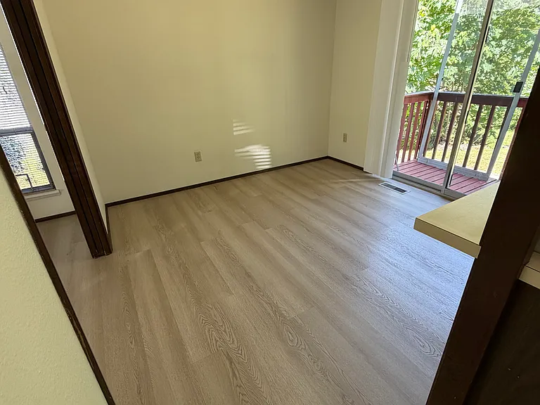 8605 22nd St W — Photo 6