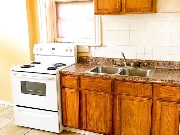 3rd image of 3106 Keokuk St APT A
