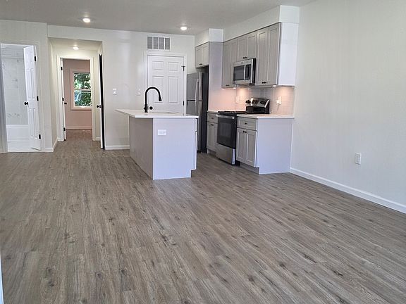 2nd image of 3968 Martin Luther King Jr Ave SW #1