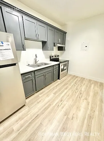 752 S Mariposa Ave #204 — Photo 4