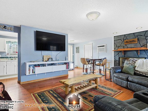 2nd image of 6579 Cherokee Ln