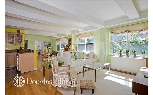 Sold by Douglas Elliman | media 19
