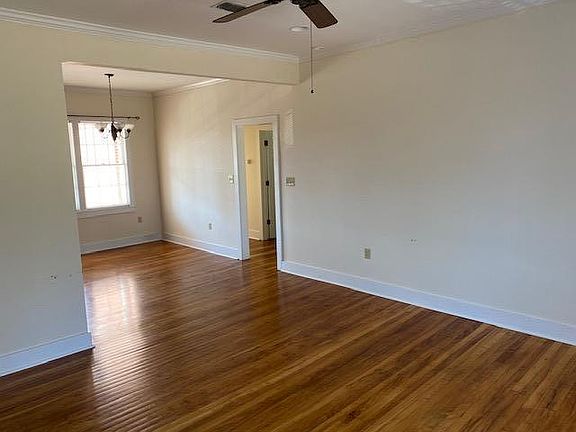 Living room 14x14ft and dining room