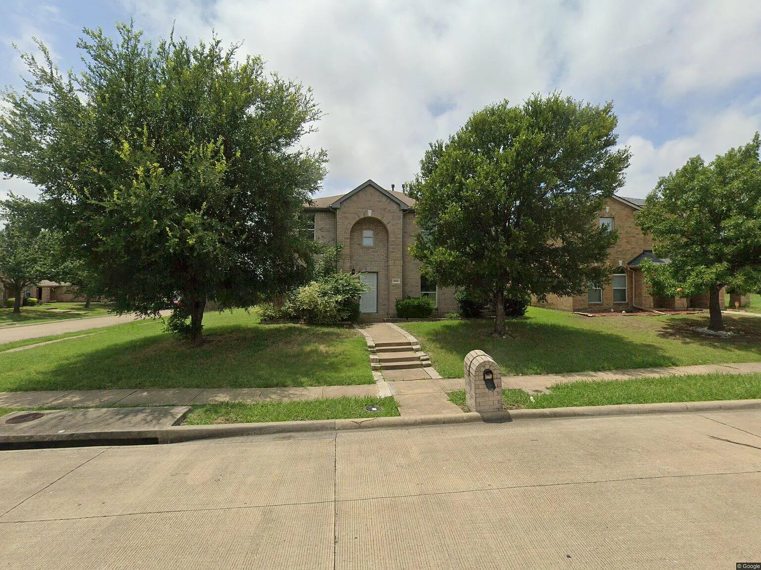 5 bed, 3.5 bath, 3188 sqft, $3,400 — Photo 1
