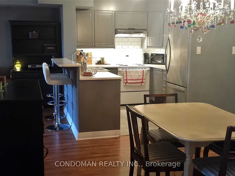 323 Richmond St E #308 — Photo 5