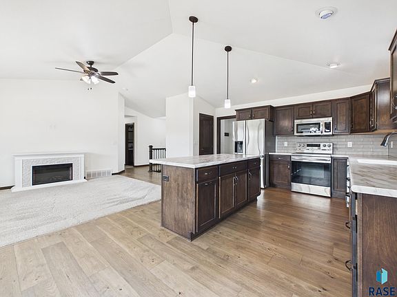 3rd image of 4100 S Home Plate Ave