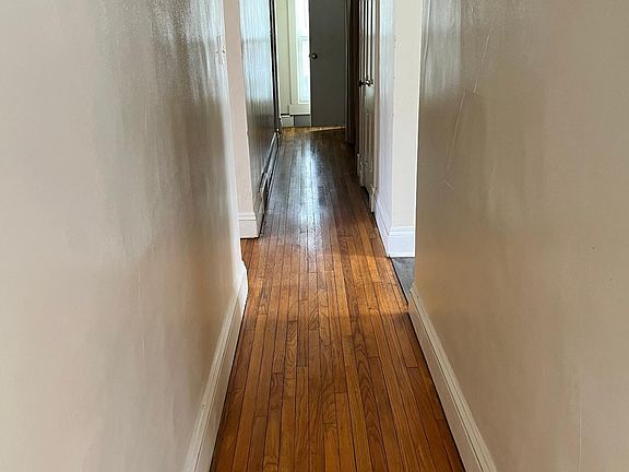 3rd image of 222 Hammond Ave #5