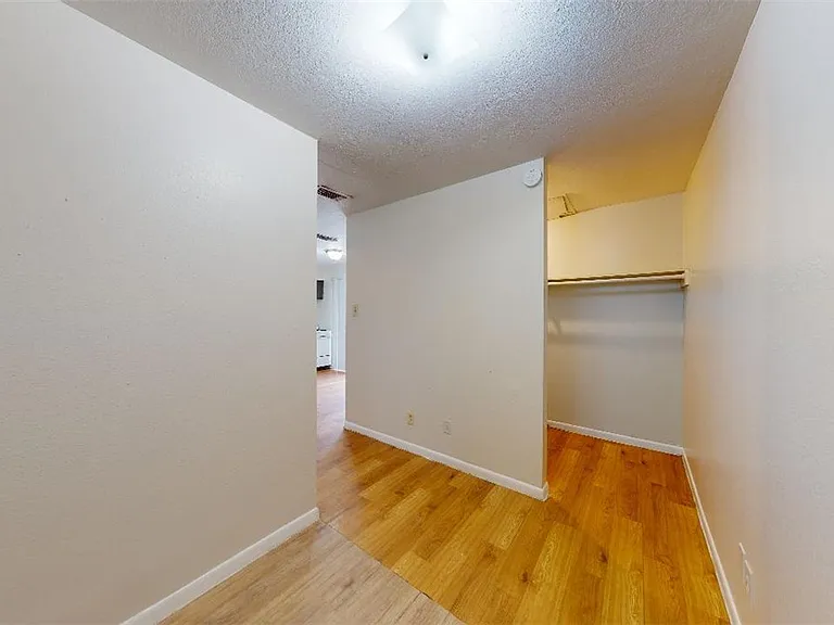 725 Peppertree Dr #29 — Photo 12