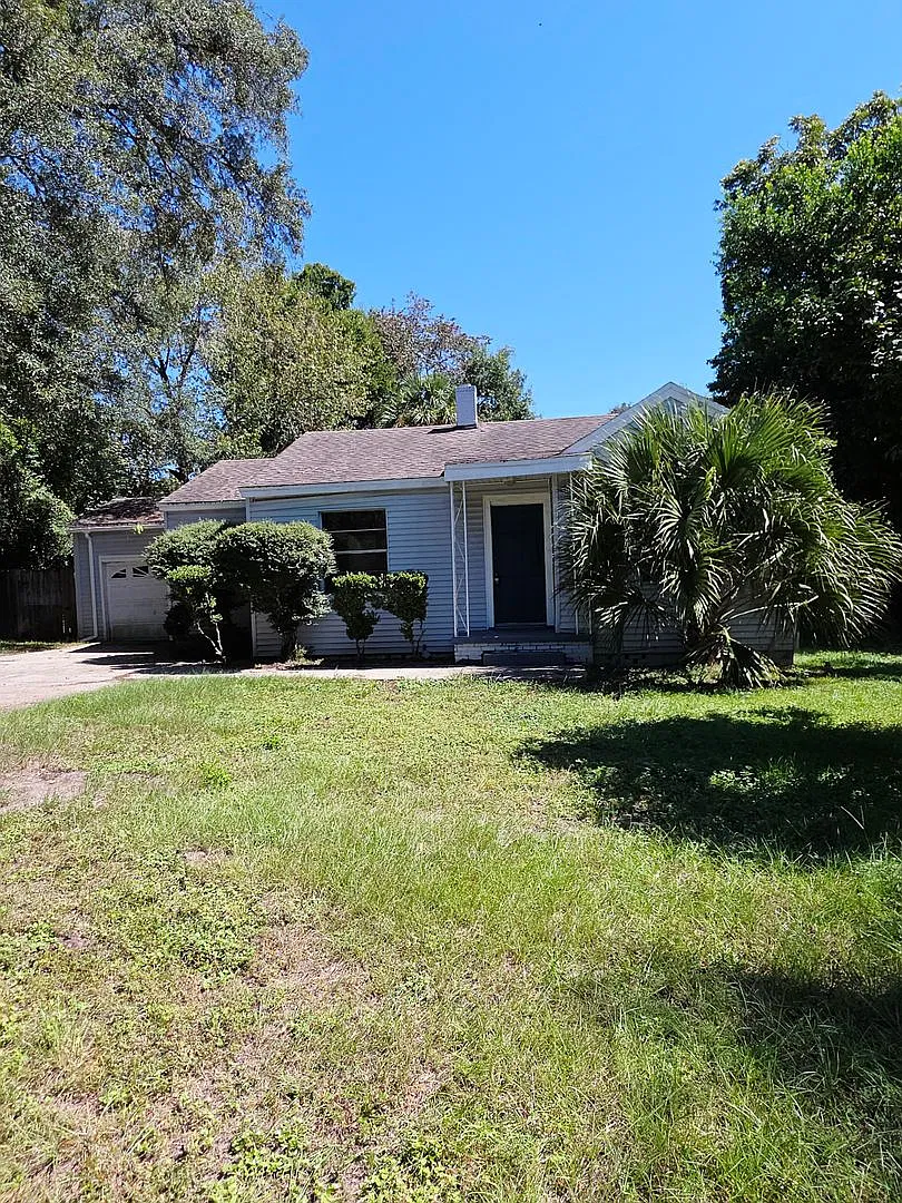 1 Keys Ct Pensacola: Move-In Special: Half Off Your First Full Month's Rent! — Photo 3