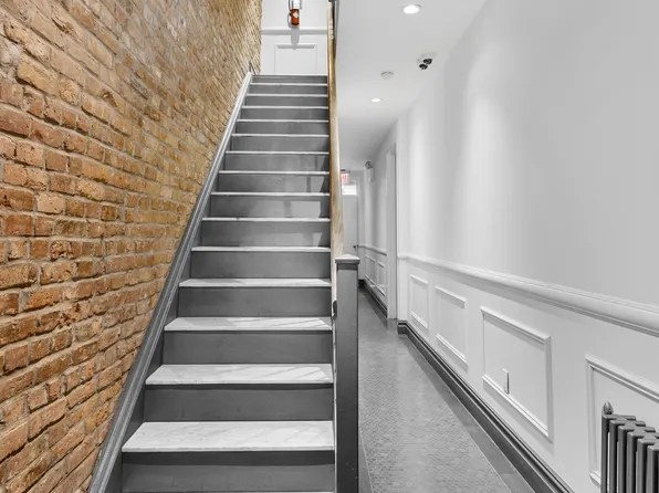 244 Tenth Avenue 4W image 12 of 12