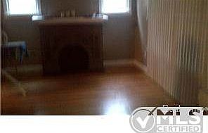 2nd image of 15509 Kentucky St