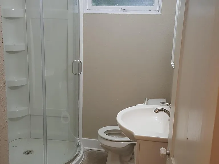 3014 West St #4 — Photo 3