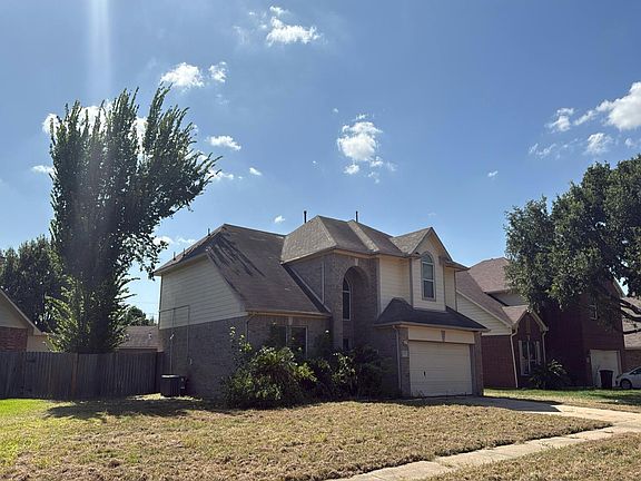 3rd image of 2807 Orchid Tree Ln