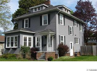 98 Sparling Dr, Rochester, NY 14616